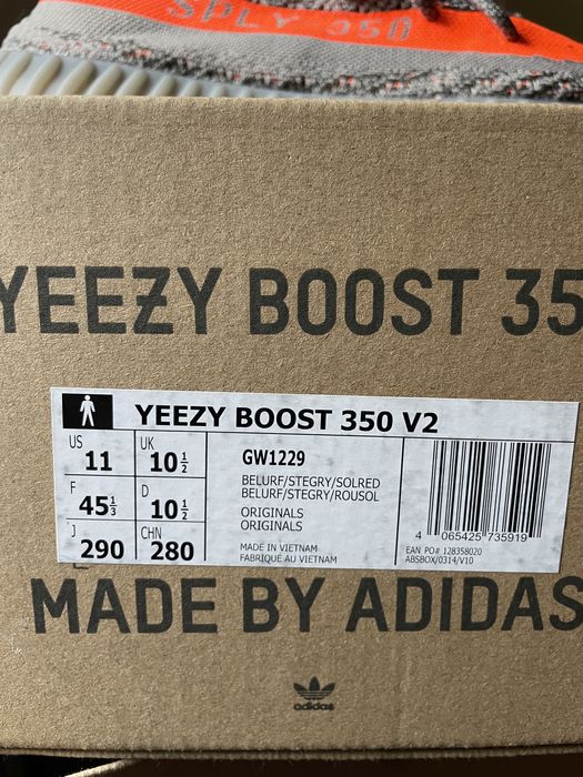 Yeezy boost 350 v2