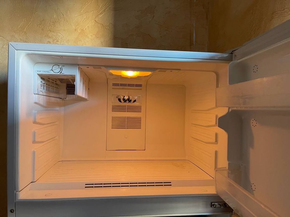 Холодильник Samsung SR-558DV — отличный рабочий вариант!