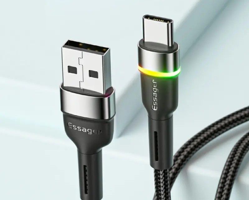 Szybka ładowarka 4 portowa USB+ kabel świecący Essager