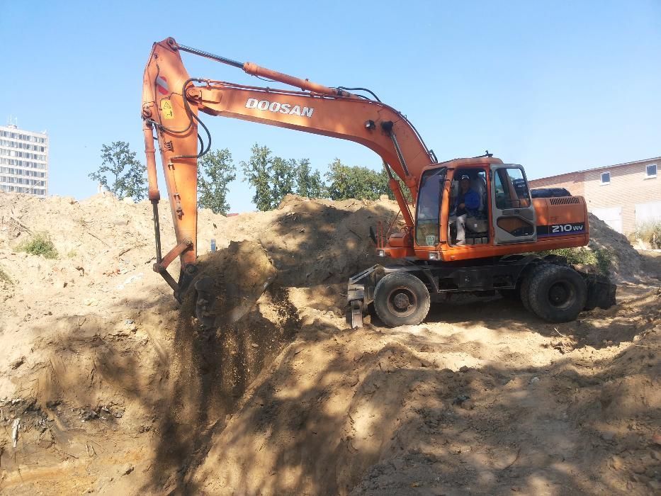 Земляные работы, копка котлованов, вывоз грунта, планирование участка