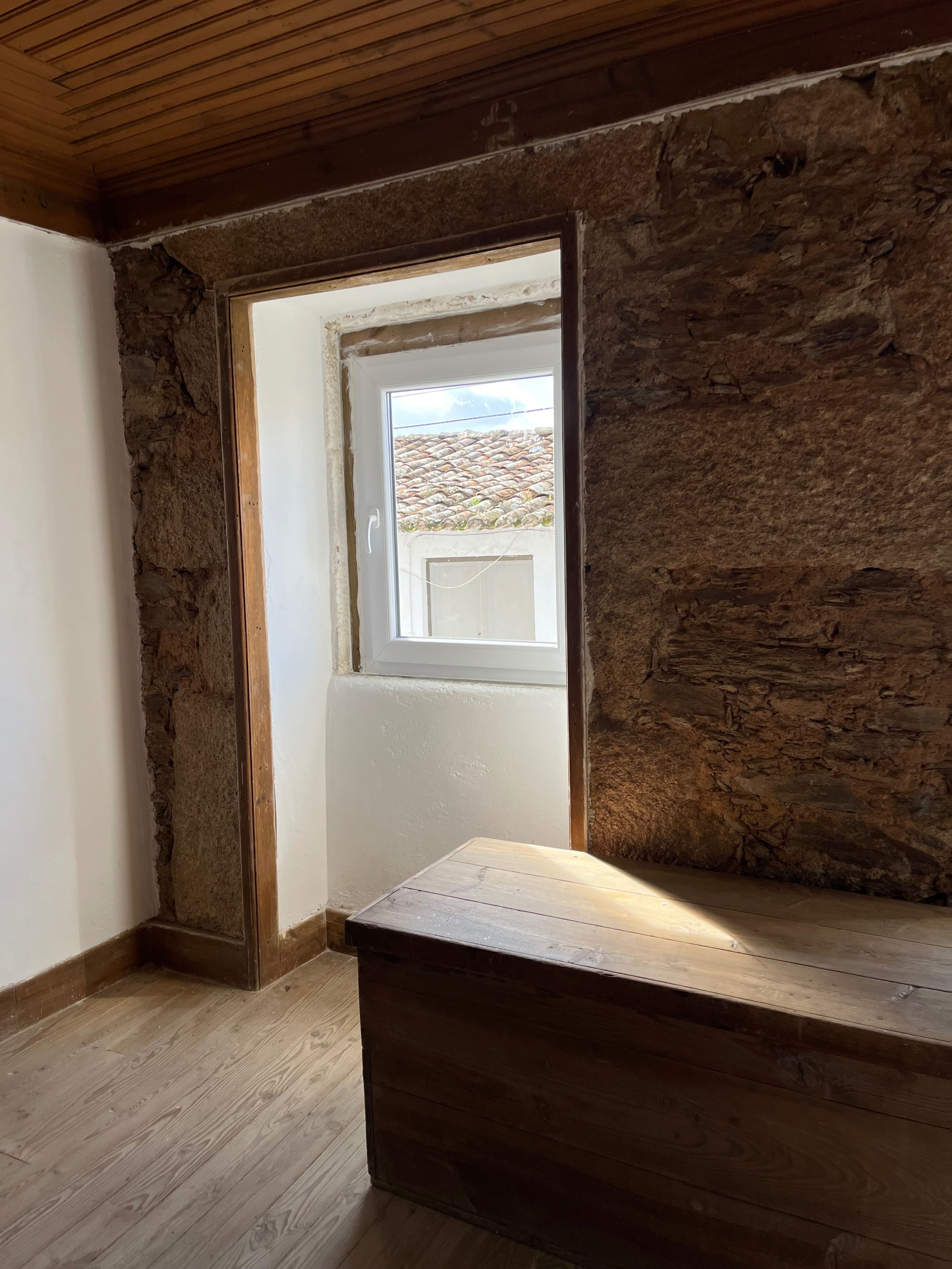 Quarto para arrendar  em Castelo Branco