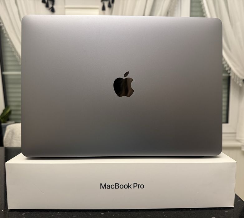MacBook Pro M1 13,3” | 8GB RAM | 512GB SSD | Stan idealny
