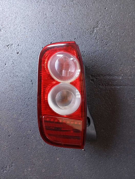 Lampa tylna lewa Nissan Micra K12