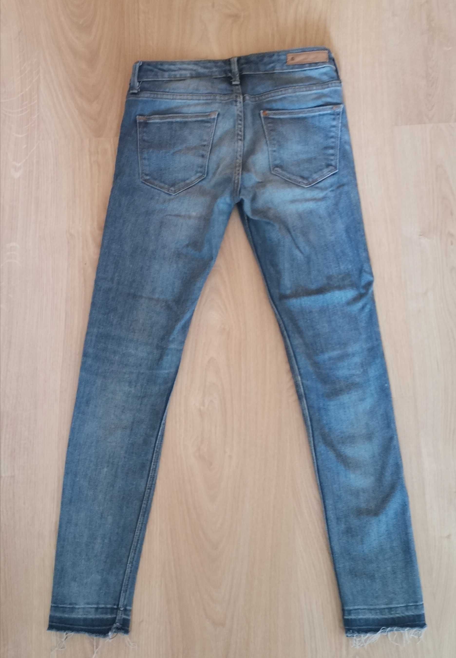 Sopodnie jeansy dla dziewczynki roz. 160 H&M