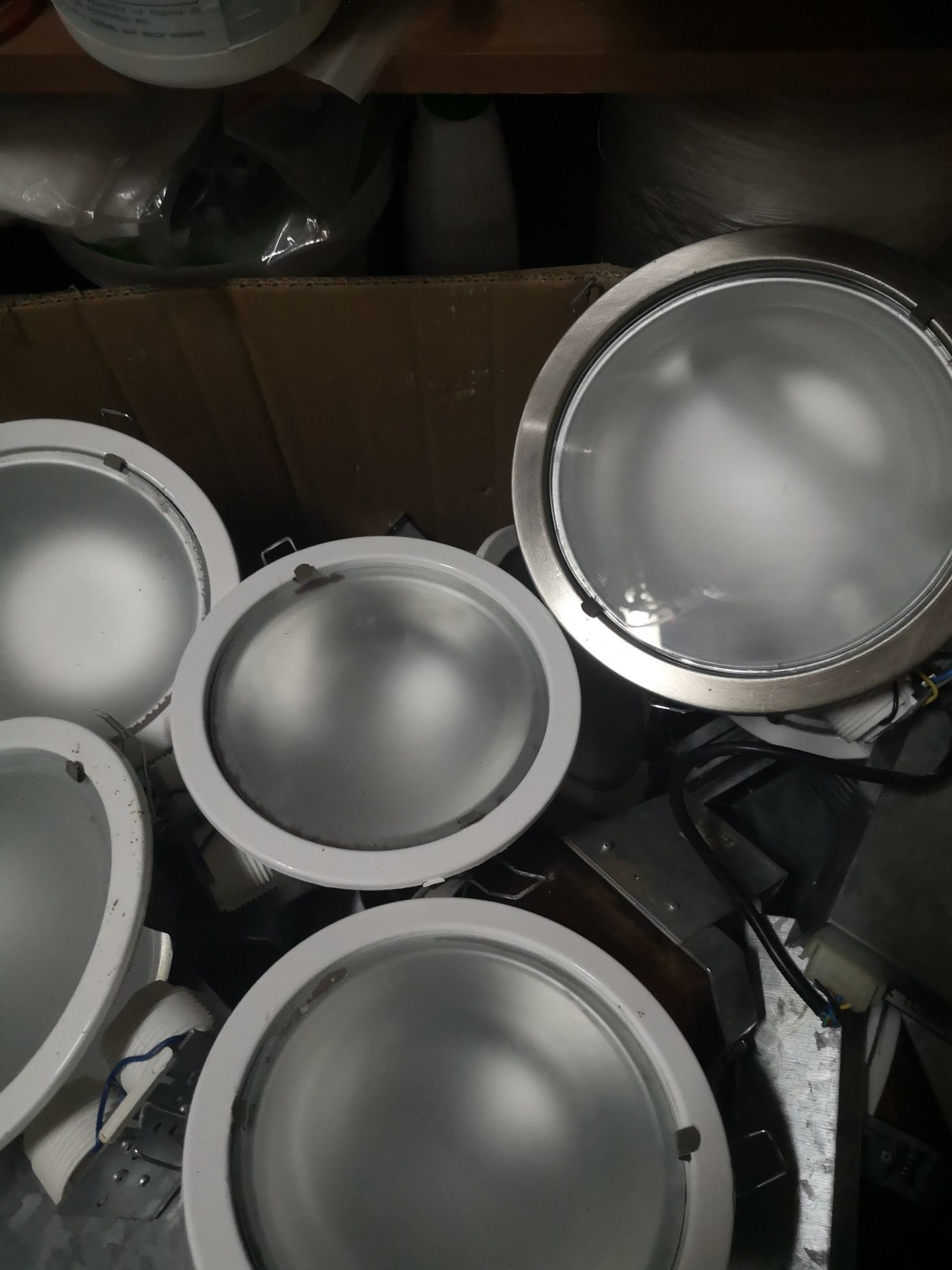 Focos p/encastrar branco e inox