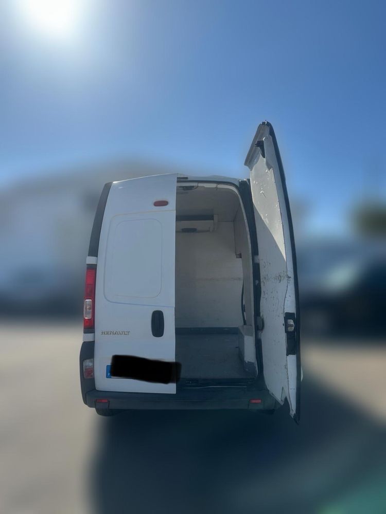 Renault Trafic fibrada