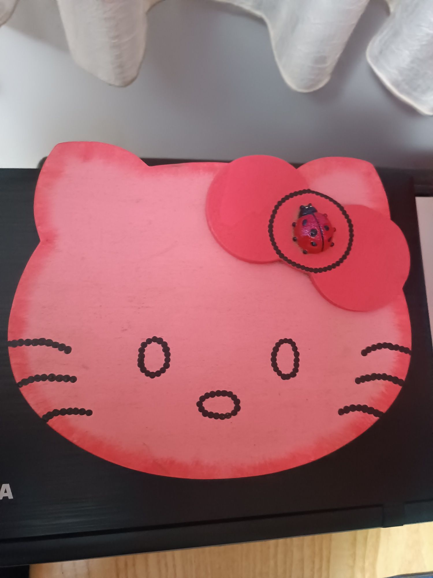 Caixa da hello Kitty