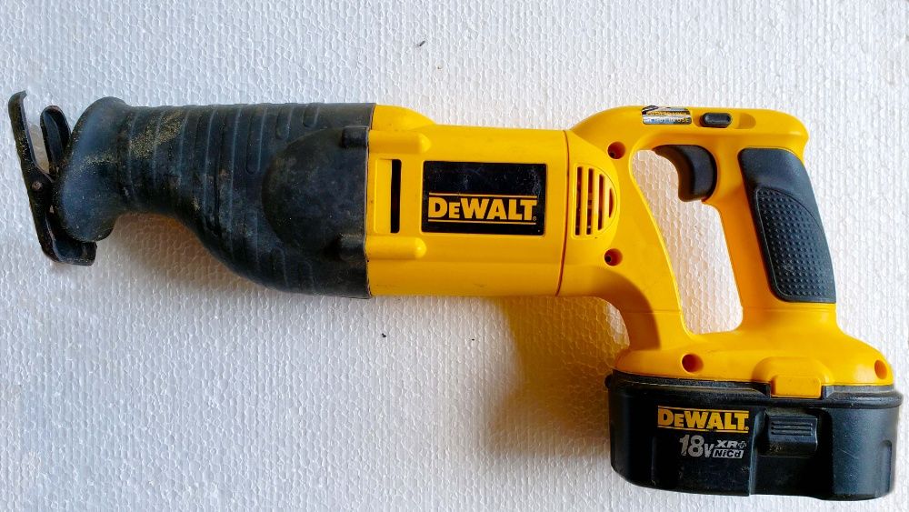 DeWalt DW4KIT-2 18V NiCd