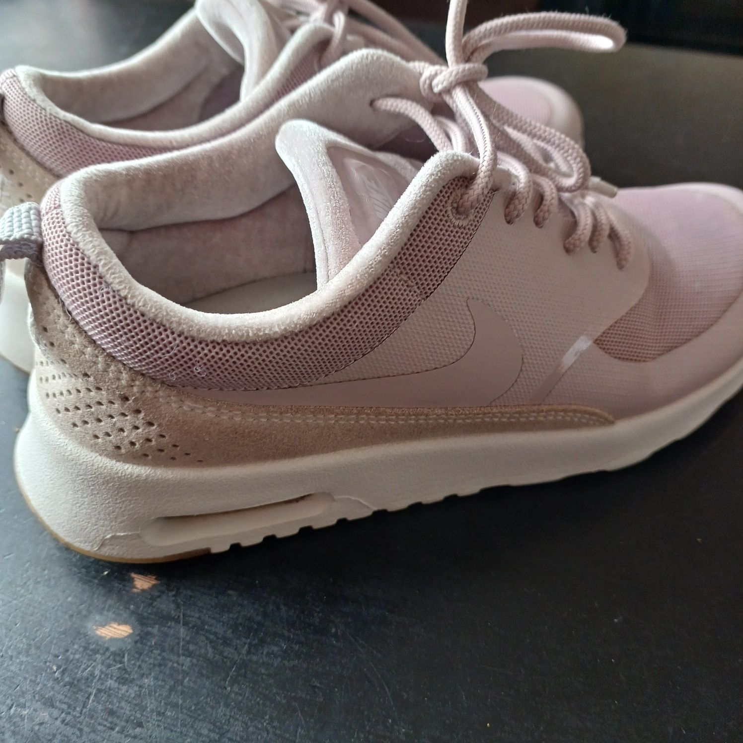Кросівки жіночі  Nike