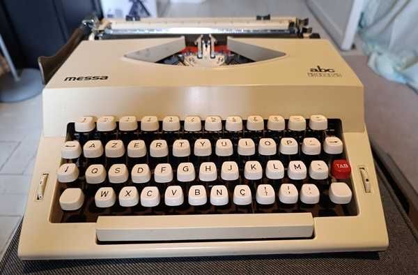 máquina de escrever messa