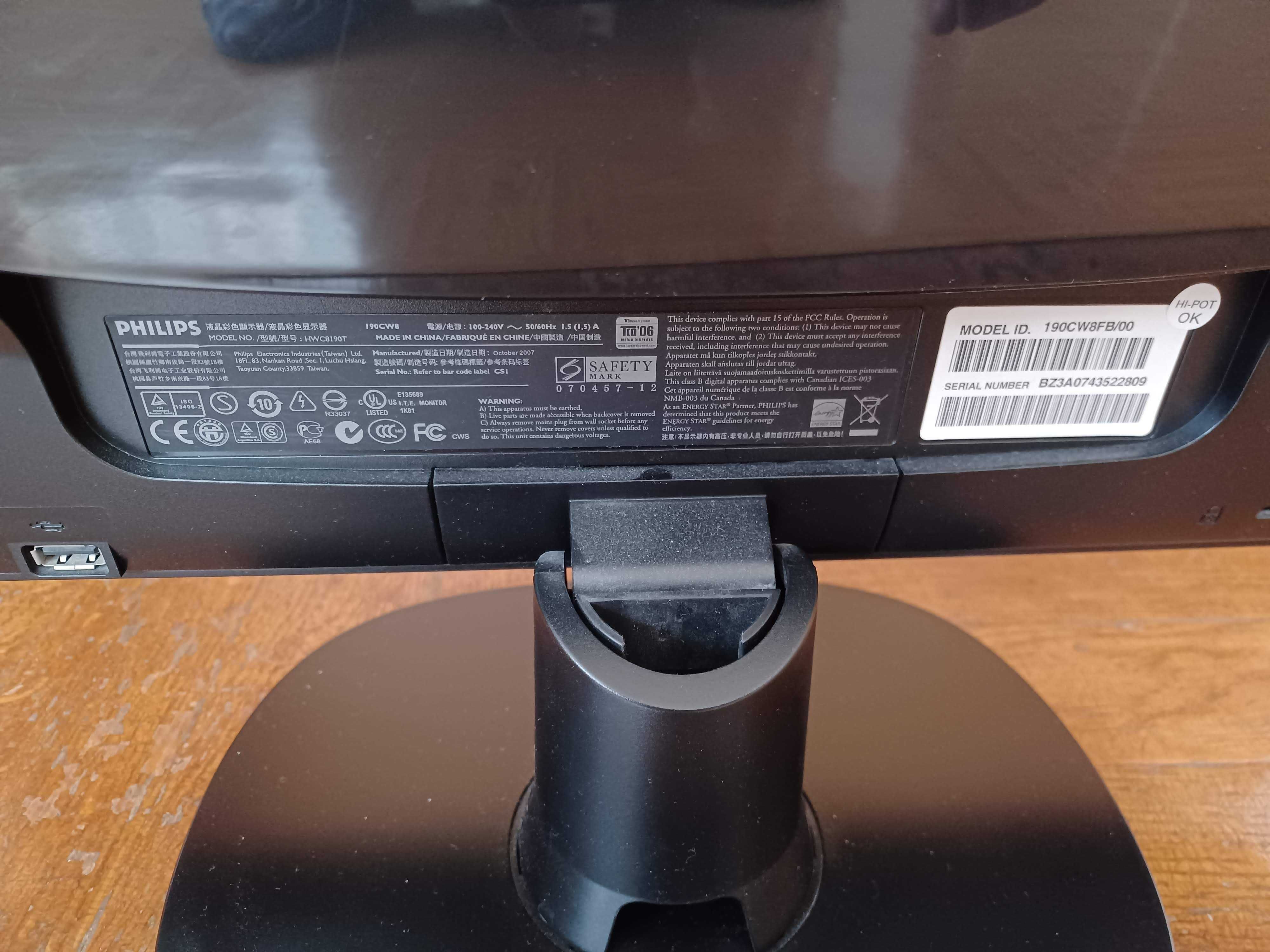 Monitor panoramiczny Philips LCD 190CW8 19 cali