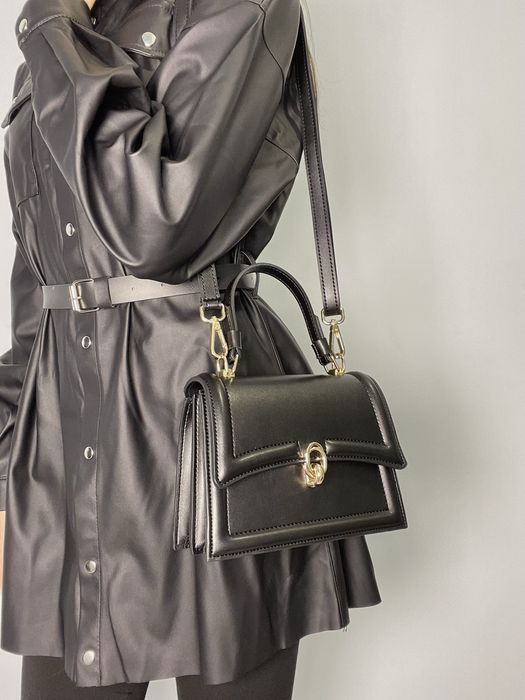 Сукня з еко шкіри