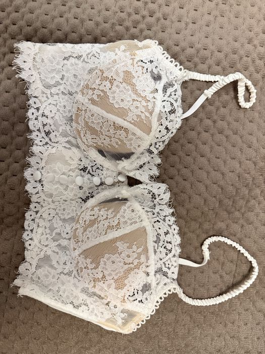 Бюстьє новий мережевний