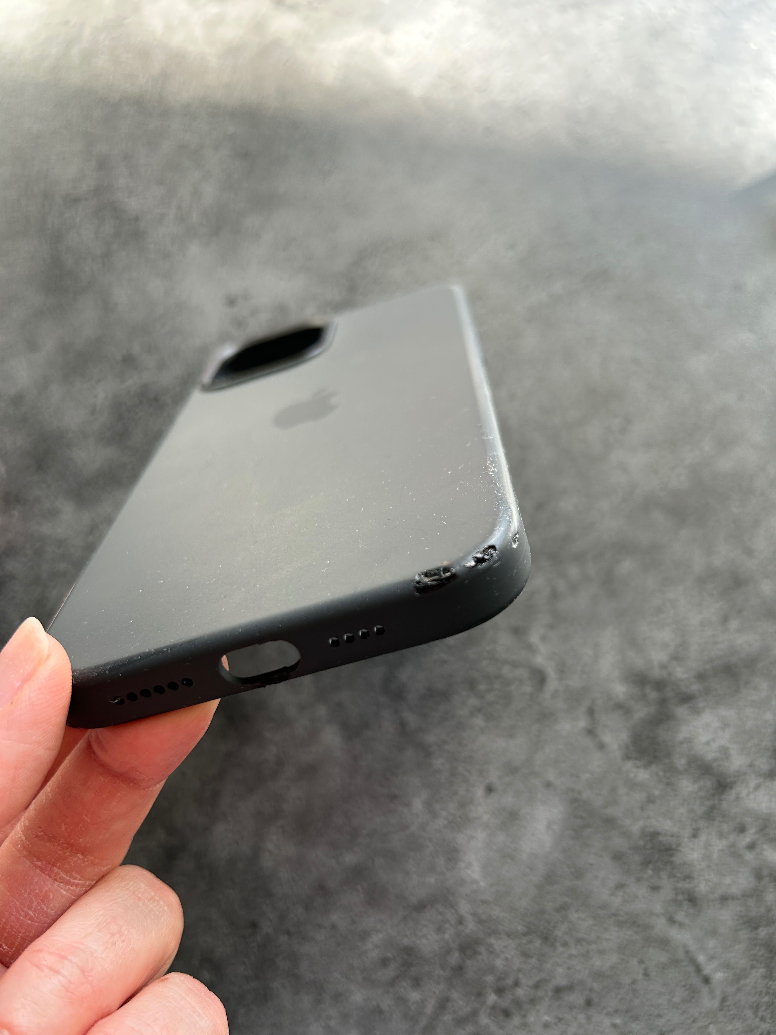 Oryginalne czarne etui IPhone 12 MAX i Pro Max
