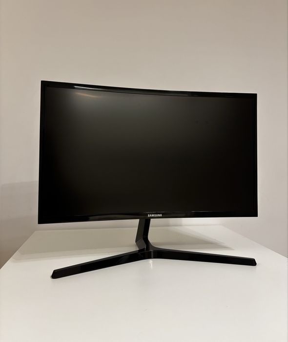 Monitor Samsung C24RG50FQR 24" Full HD VA 144Hz 4ms Zakrzywiony