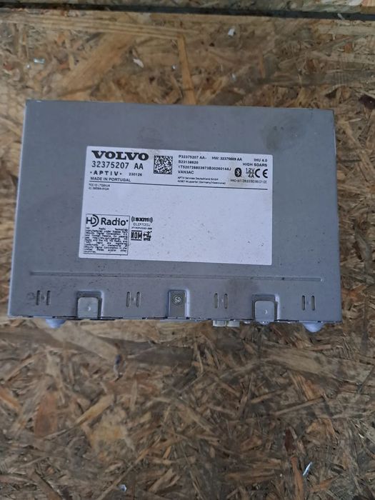 Volvo XC40 Panel / Radioodtwarzacz CD/DVD/GPS 32375207