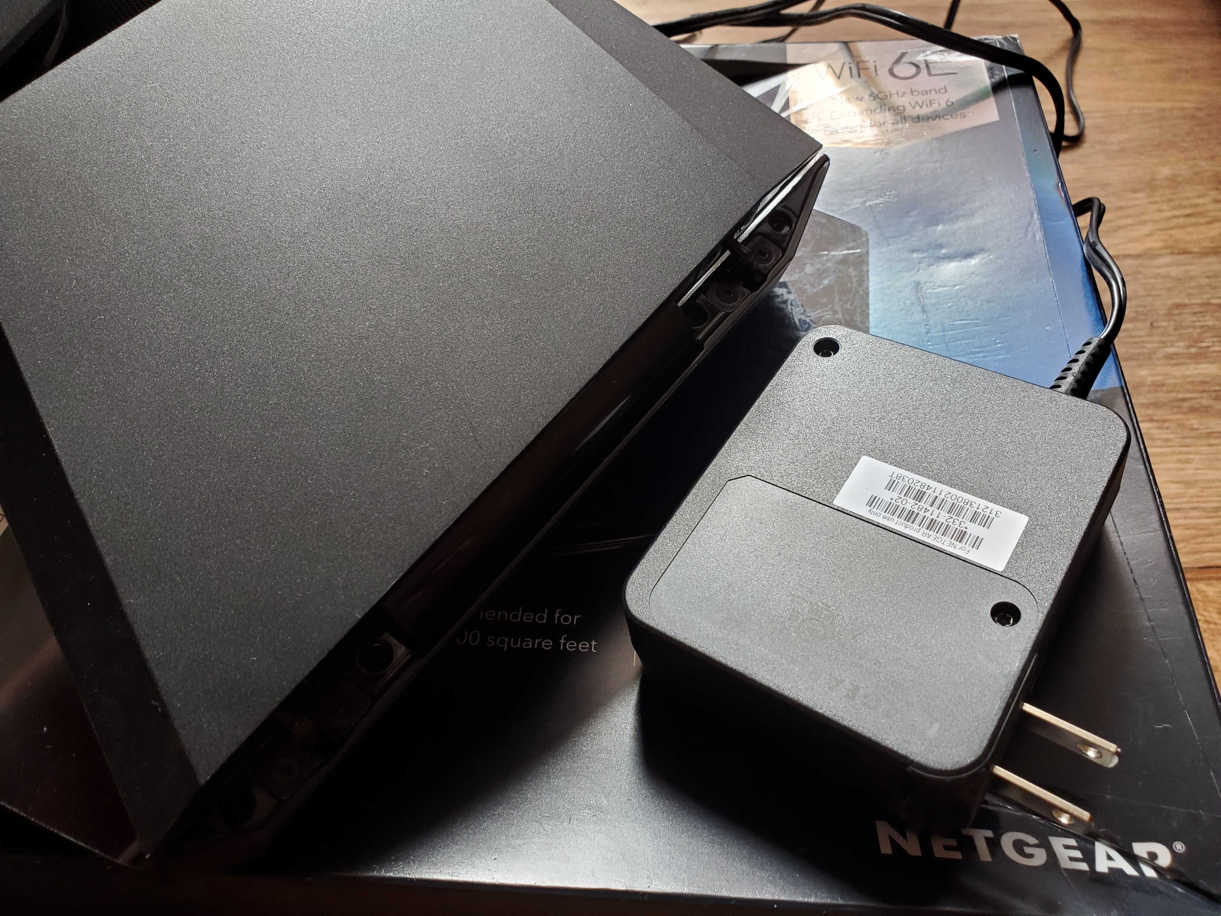 Nighthawk Router WiFi 6E Роутер - RAXE500 AXE11000 ТОП