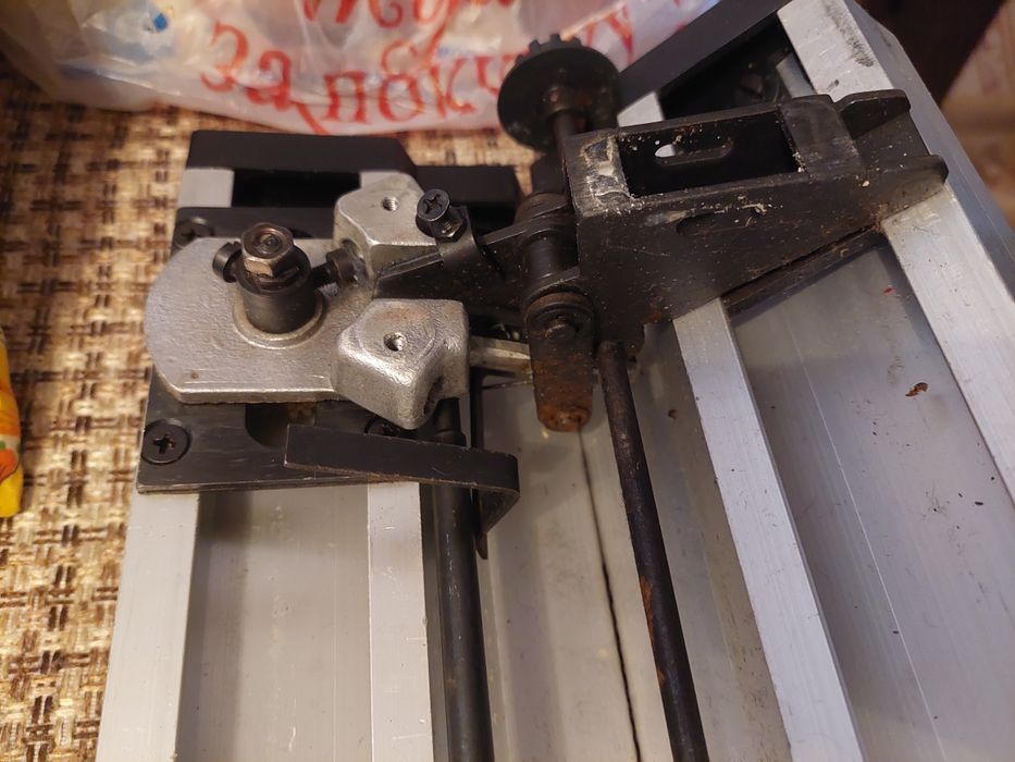 Игольница двухфонтурной вязальной машины Украинка-2 без кареток