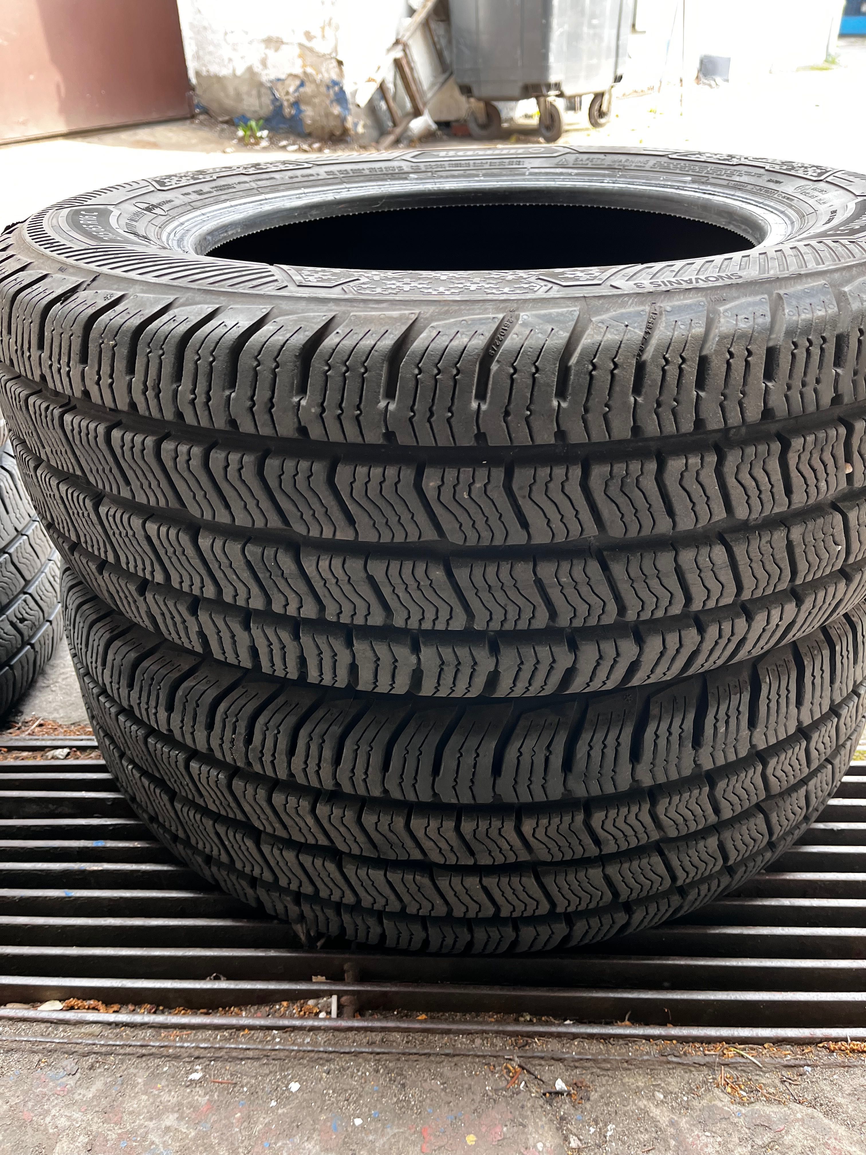 Opony zimowe Barum Snovanis 3  215/65 R16C