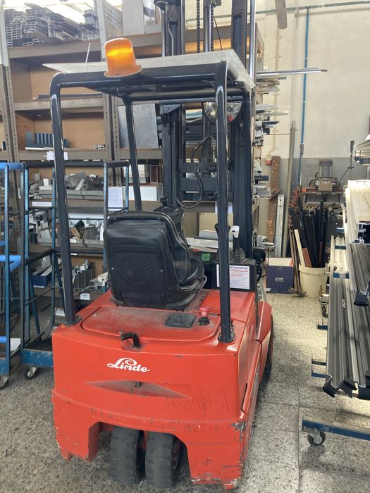 Empilhador linde 1200kg triplex