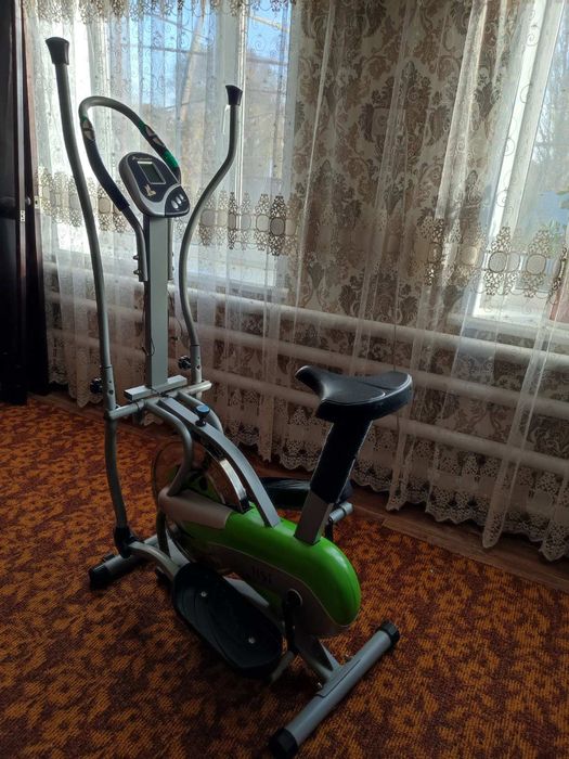 Тренажер орбітрек