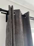 Cortinados / cortinas opacas de argolas, cinza escuro (o par)!
