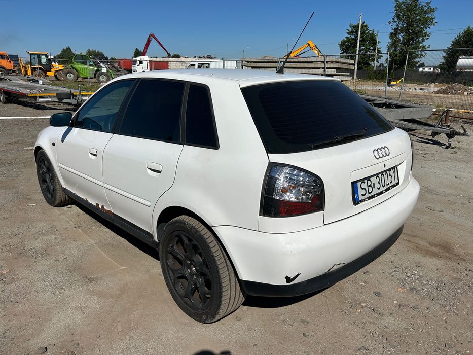 Audi a3 8L Lift 1.9 100KM 5drzwi Klima Alu 17!