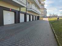 Garaż dwustanowiskowy osiedle Europejskie Wiedeńska 35m2