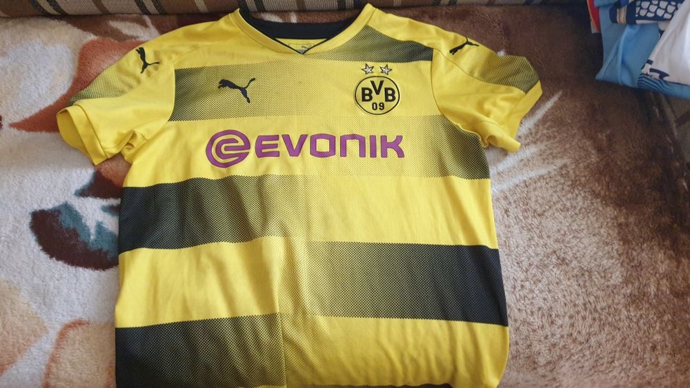 Футбольная футболка Borussia dortmund