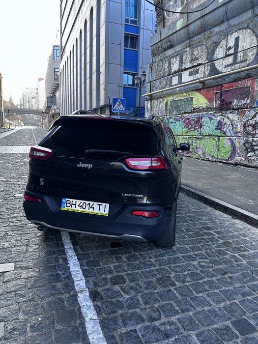 Продам Jeep Cherokee 2014 p, в гарному стані