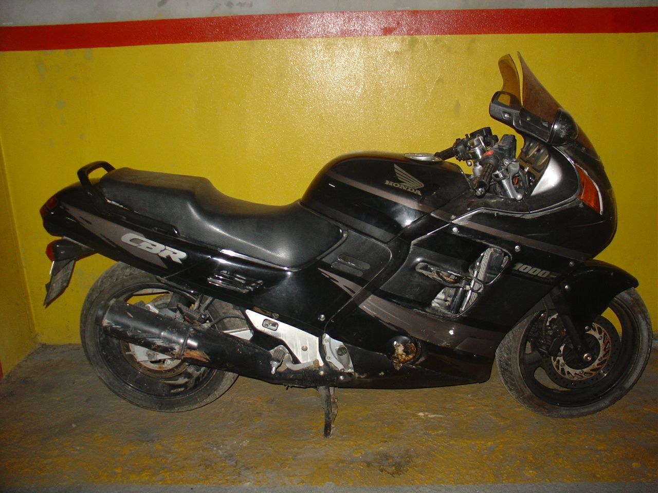 Peças Honda CBR1000F