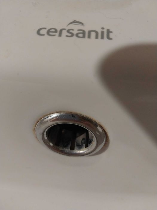 Умивальник Cersanit