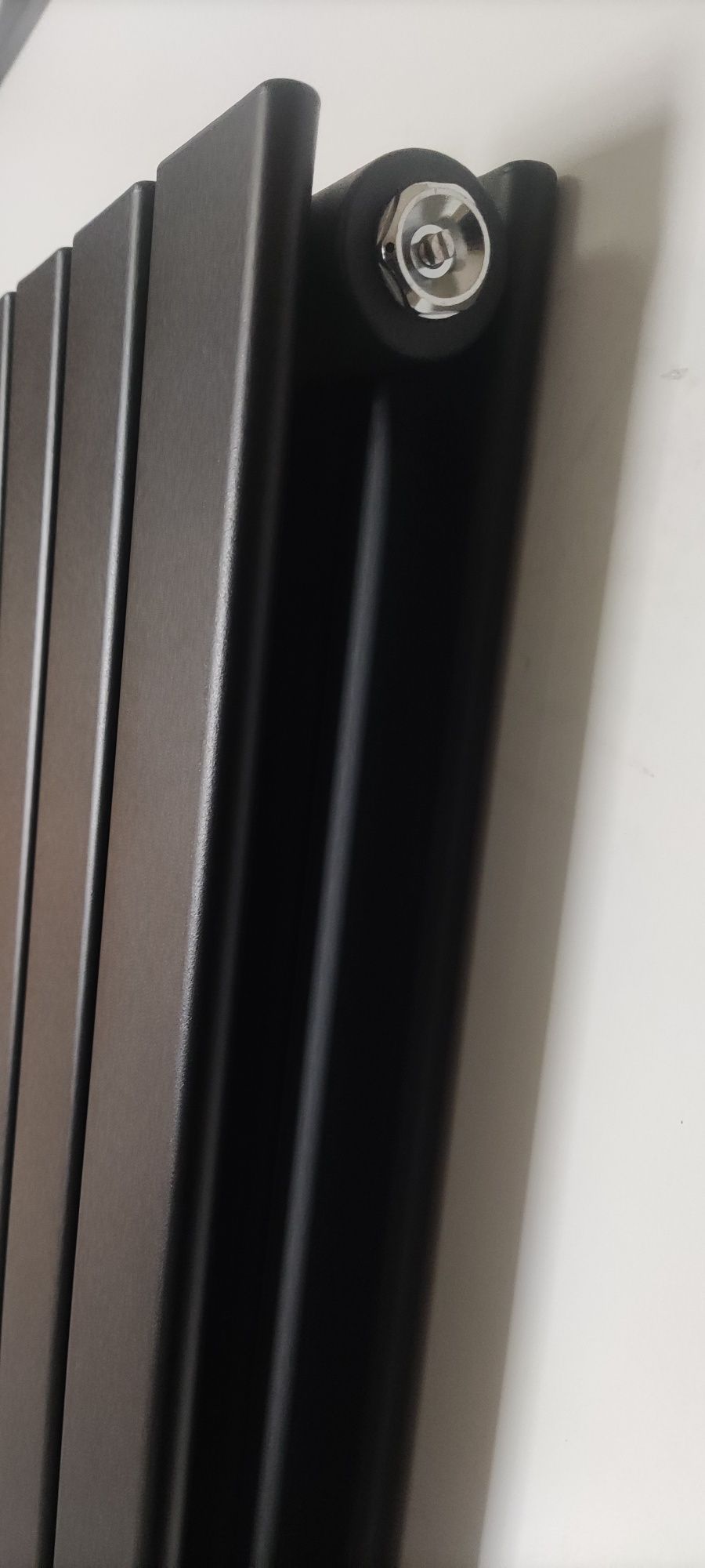 Grzejnik Komex Victoria 180x60 szer 2050W czarny i biały + inne Nowe