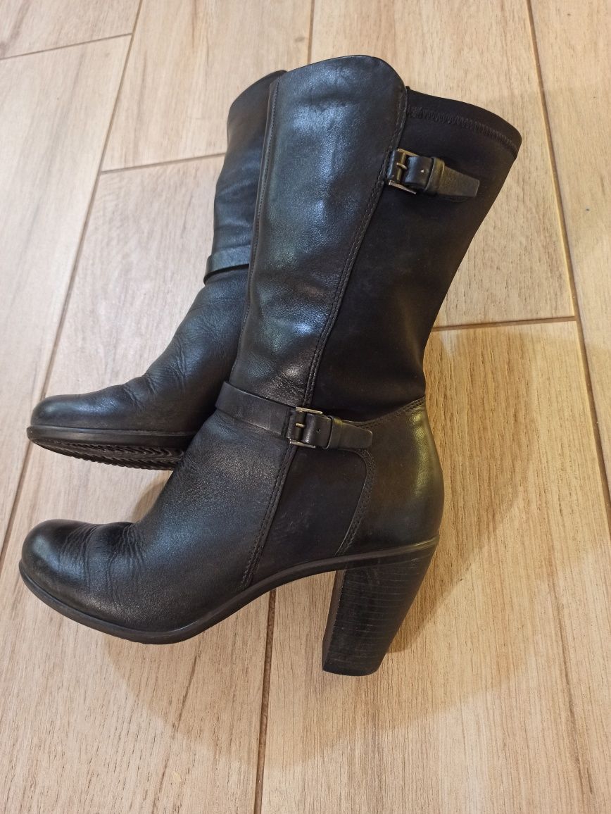 Buty zimowe r. 39 do kolan damskie Ecco