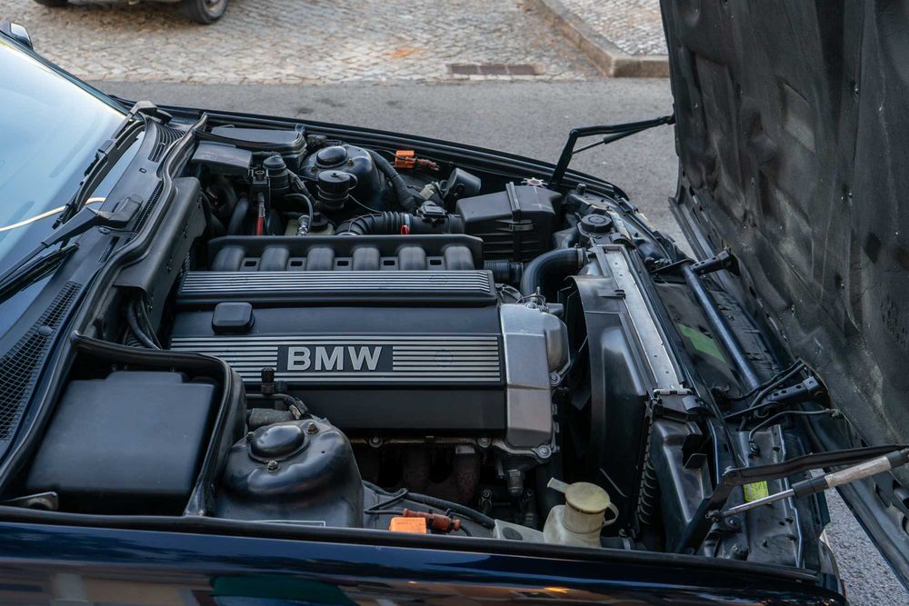BMW e34 520i M50B20