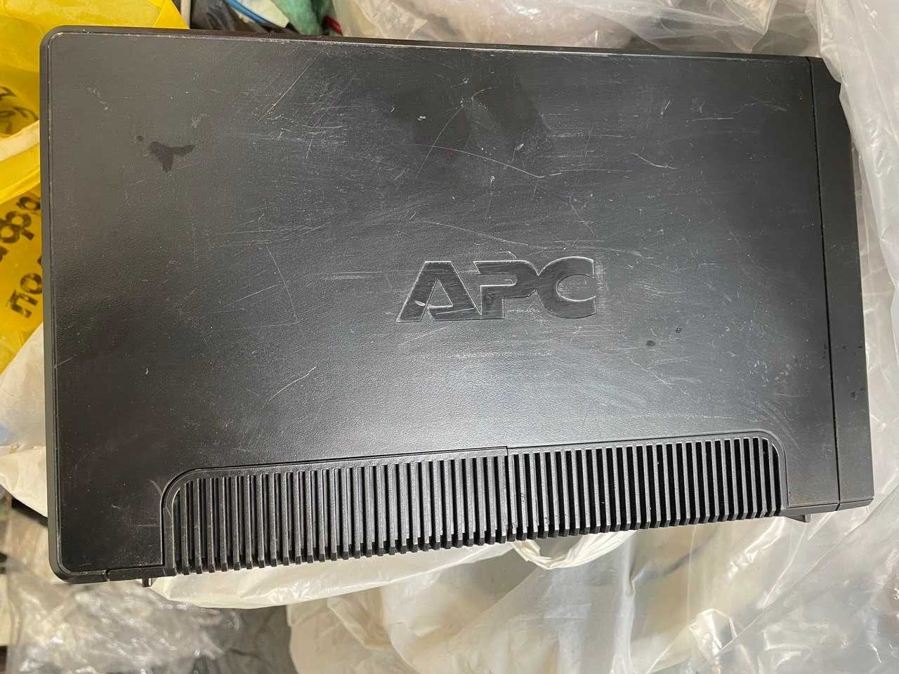 Продам б/у Бесперебойник APC back UPS Pro550 330w инвертор