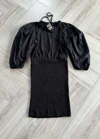 Czarna sukienka z bufiastymi rękawami Zara rozm.S