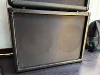 Coluna Guitarra 2x12'' - Altifalantes Beyma com capa tecido