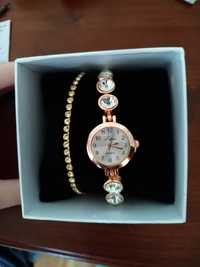 набор часы в камнях и браслет подарочный набор