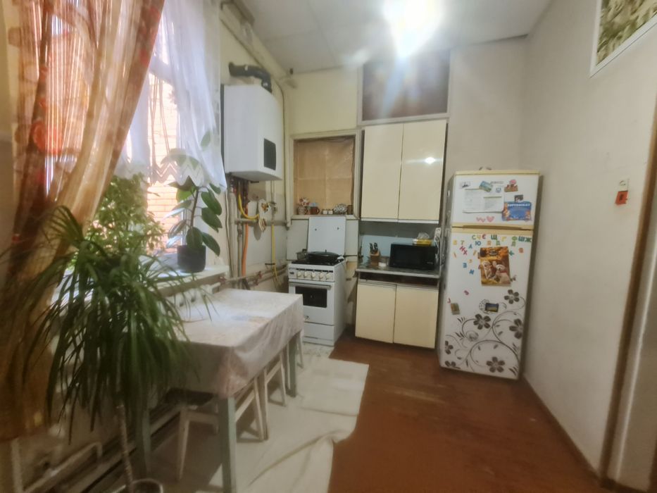 Продам будинок в центрі міста! Ідеальне рішення для життя чи бізнесу!