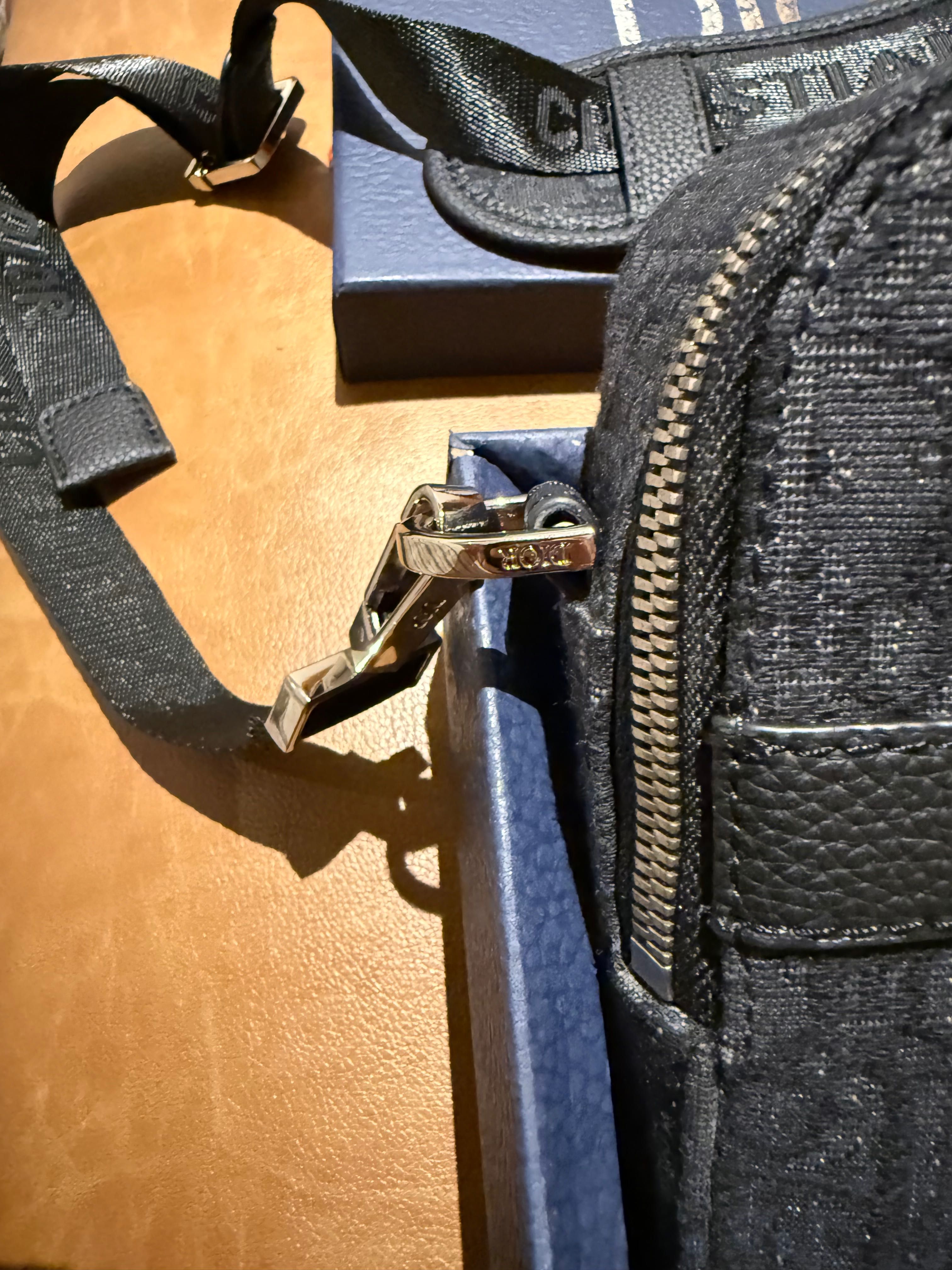 Bolsa Dior preta unissex