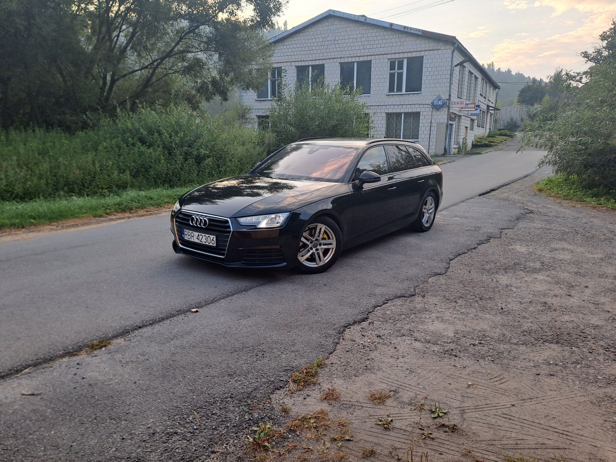 Audi a 4  w dobrej cenie