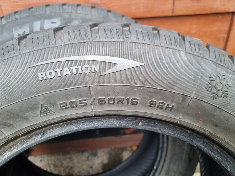 2 szt MIRAGE MR-W662 205/60/16 6mm