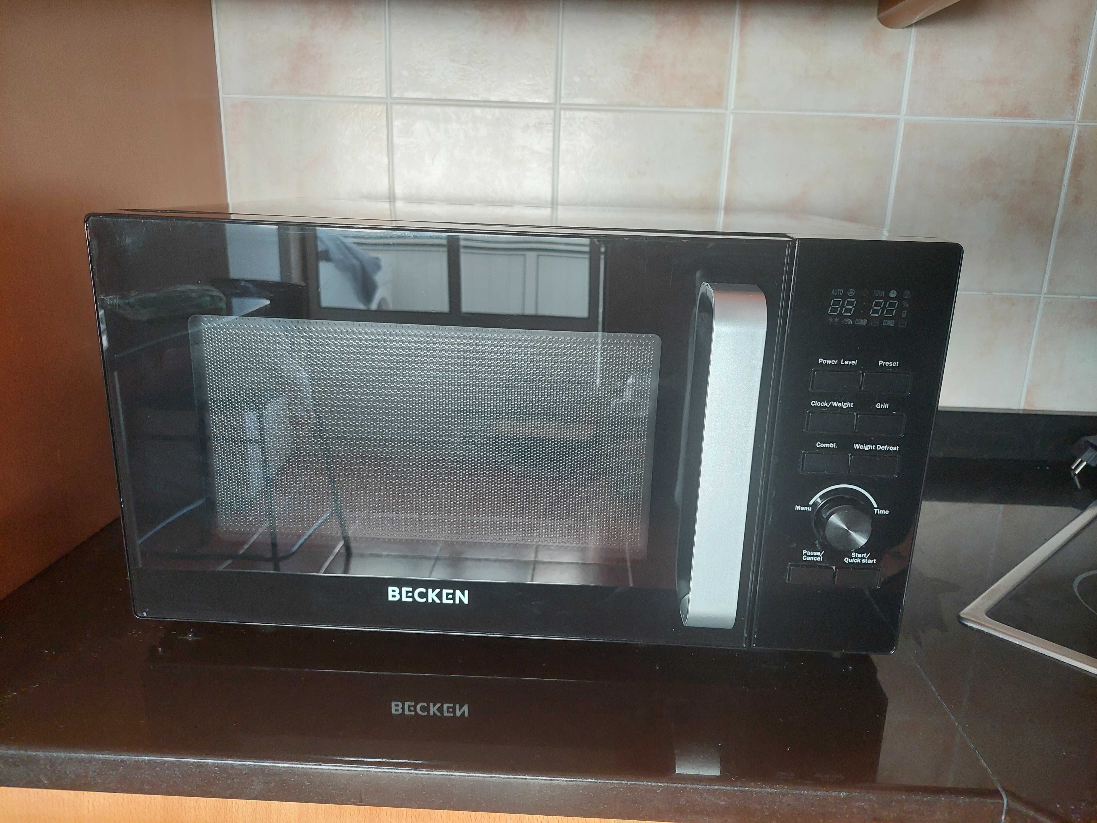 MICRO-ONDAS BECKEN 30L - Valor € 69,00