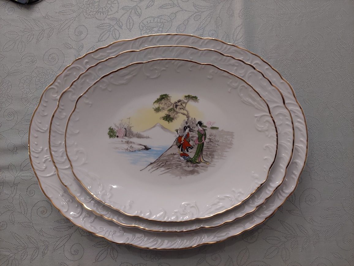 Conjunto loiça da china com bordado a ouro SPAL (porcelanas Portugal)