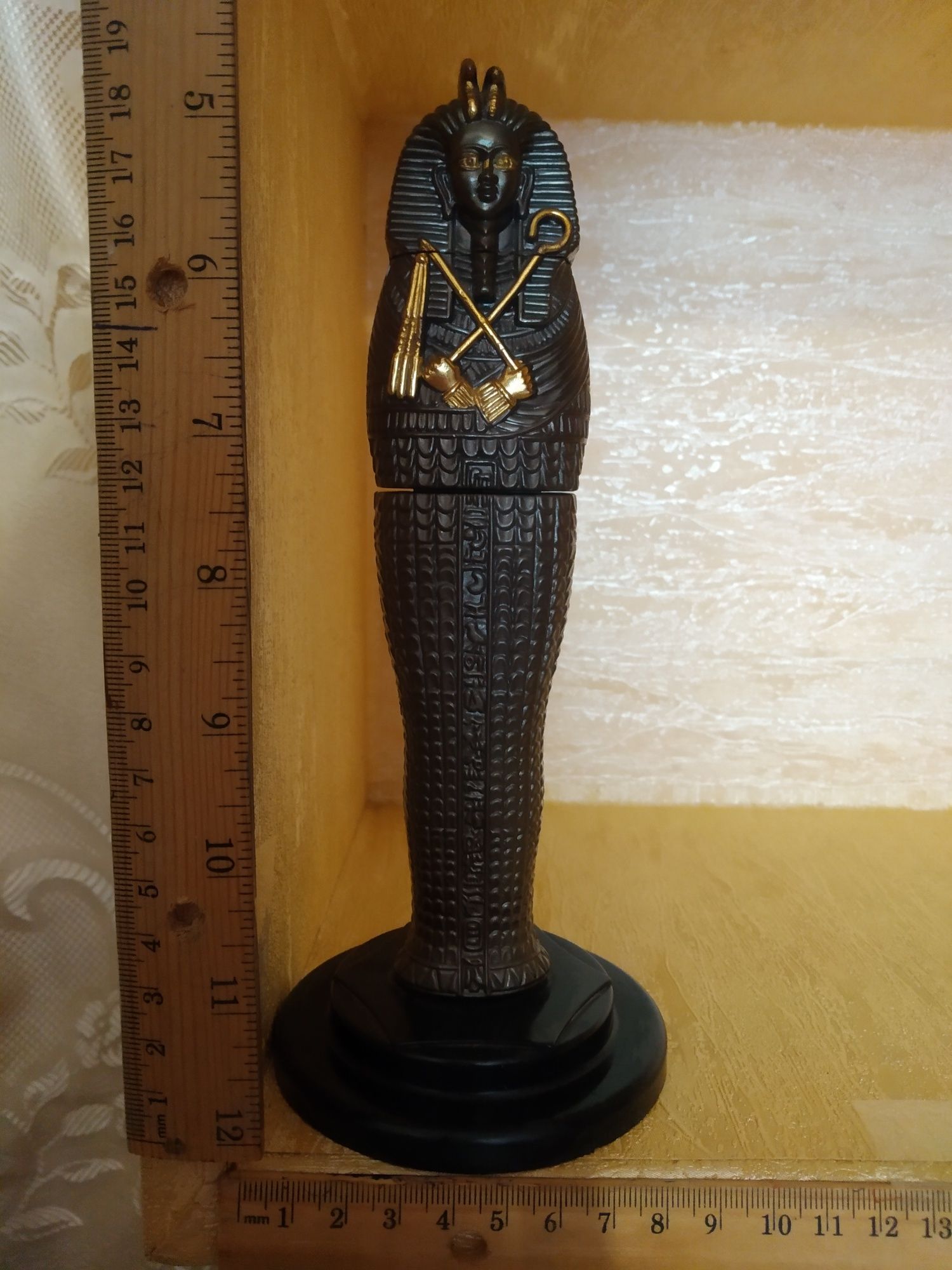 Статуэтка Фараон в гробнице,Сувенирная