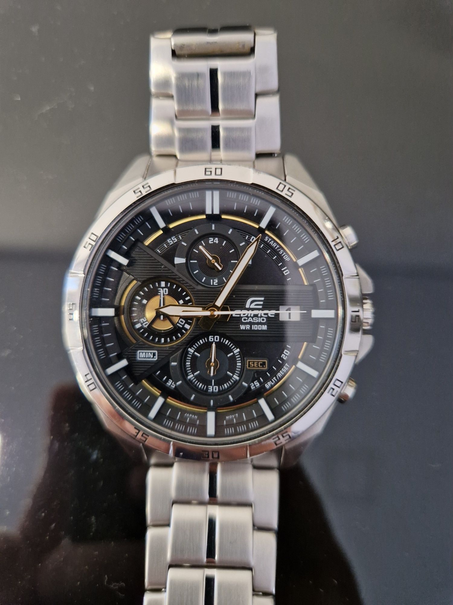 Relógio Casio Edifice EFR-556