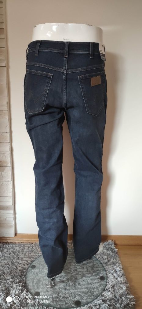 Wrangler Texas Straight Electric Rodeo męskie jeansy rozm 35/34