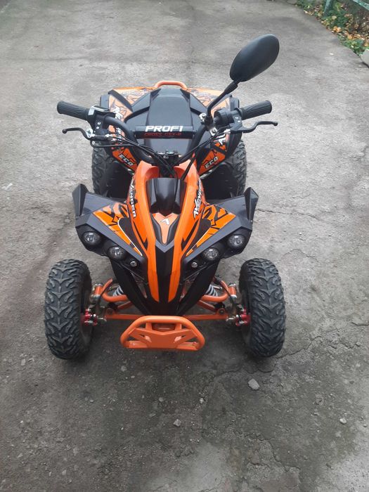 Квадроцикл дитячий електричний