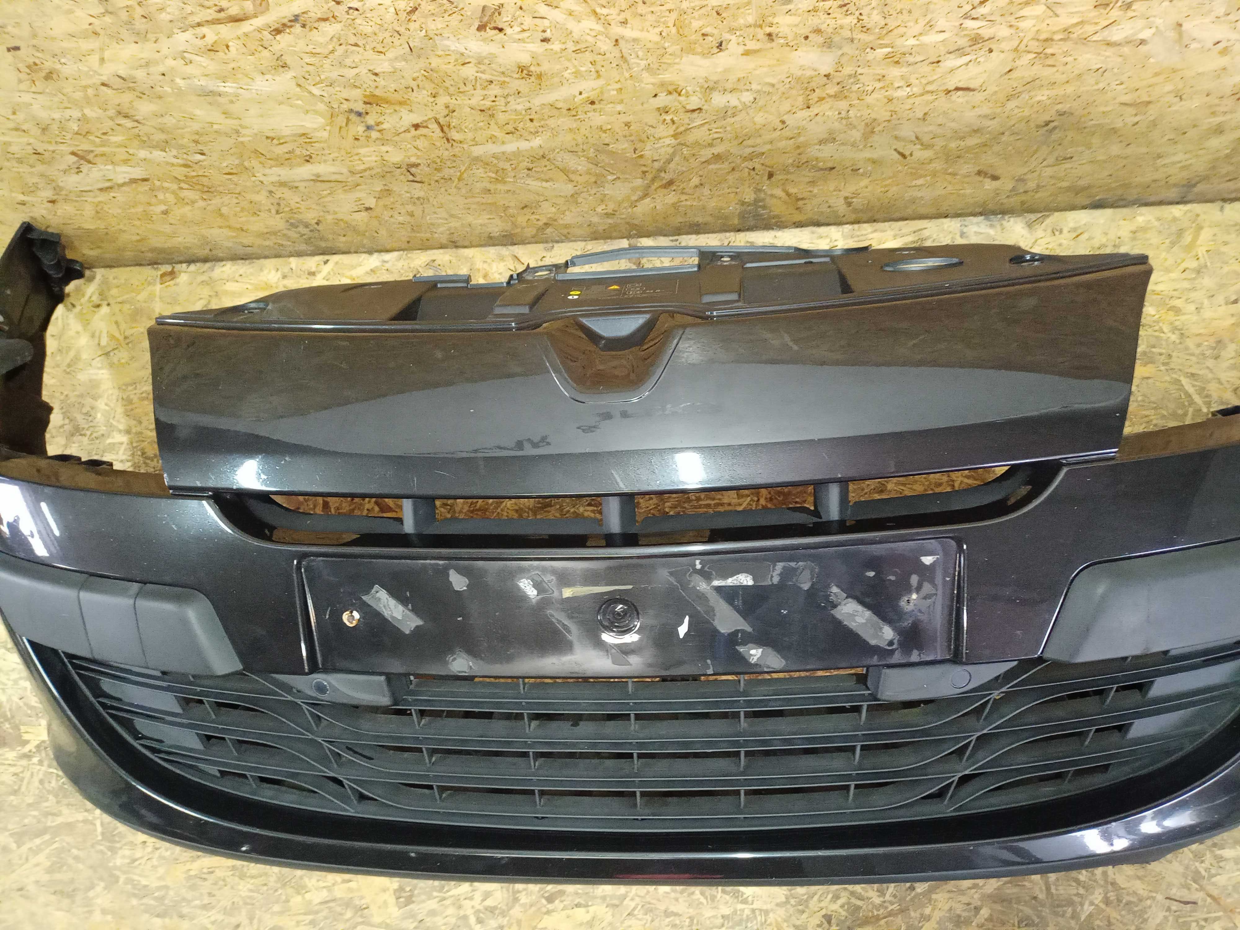 Renault Megane 3 III zderzak przód przedni kolor NV676 kompletny